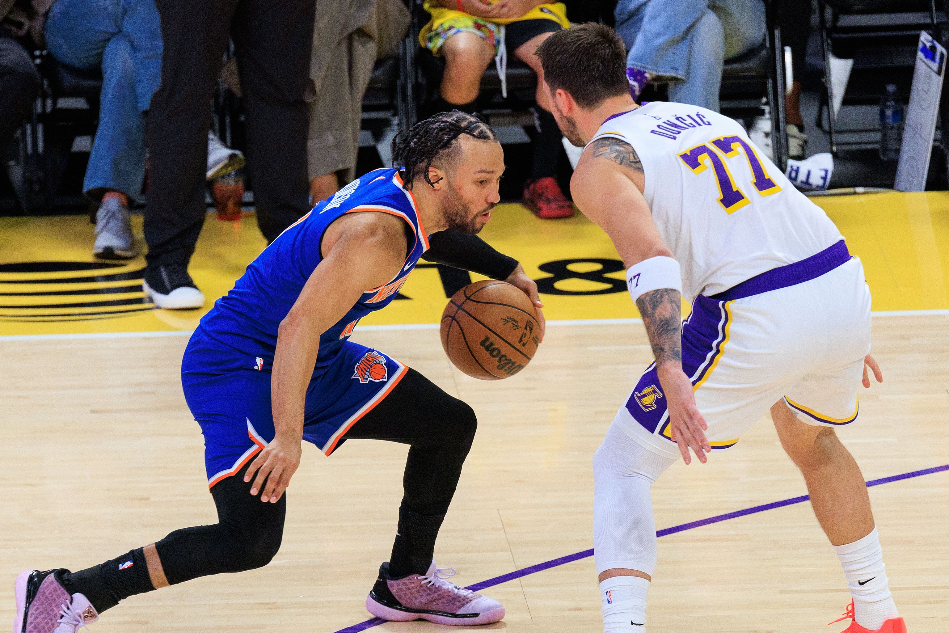 丹尼·格林：布伦森和东契奇看起来没运动能力 但其实速度很快